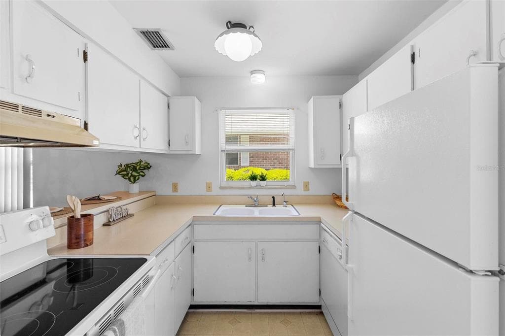 3 FAIRWAY, DELAND, FL, 32724 photo 5