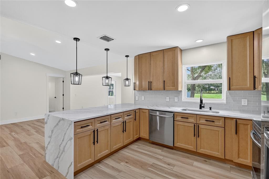 32524 GREENWOOD, WESLEY CHAPEL, FL, 33545 photo 3