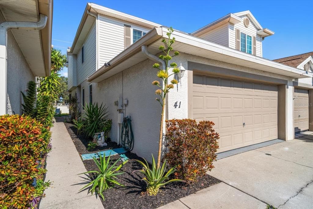 6400 46TH, KENNETH CITY, FL, 33709 photo 2