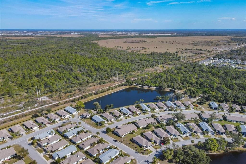 687 LINDEN, ENGLEWOOD, FL, 34223 photo 4