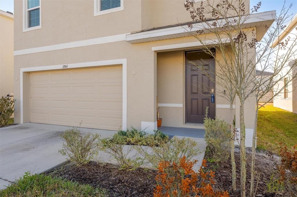 5764 HOLLINGWORTH, WESLEY CHAPEL, FL, 33545 photo 2