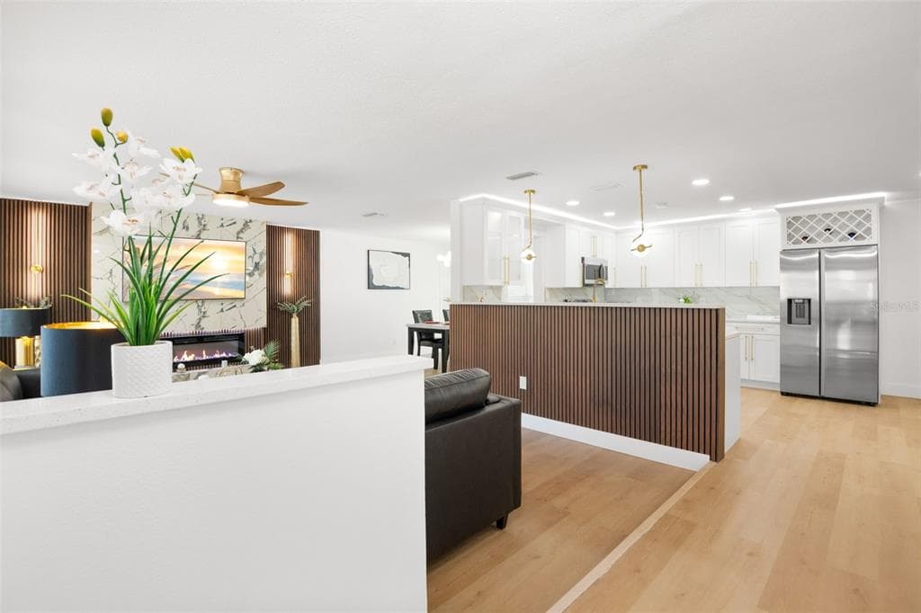 650 PINECREST, LARGO, FL, 33770 photo 5