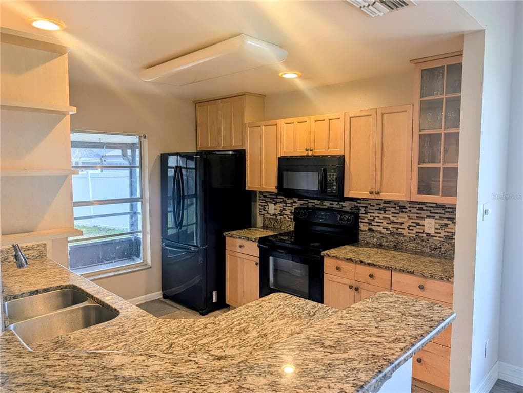 1537 GUNSMITH, LUTZ, FL, 33559 photo 4