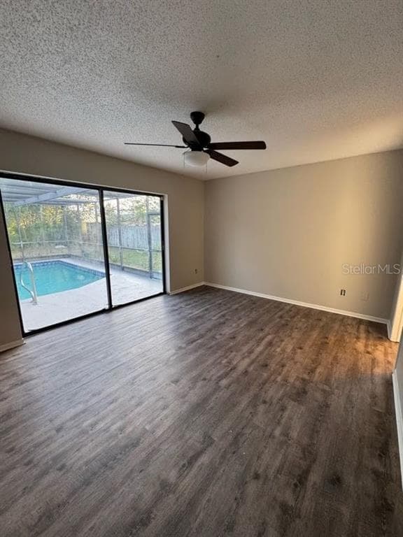 8208 WOODEN, SPRING HILL, FL, 34606 photo 5