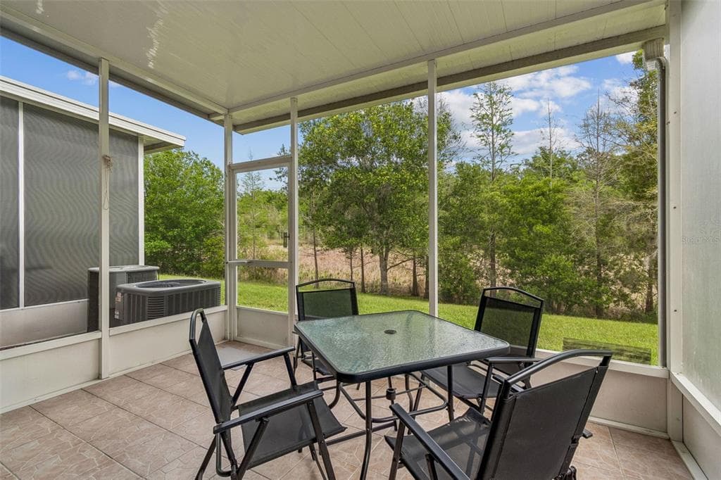 26527 CASTLEVIEW, WESLEY CHAPEL, FL, 33544 photo 3